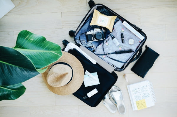 HOW TO OVERPACK FOR A LONG WEEKEND